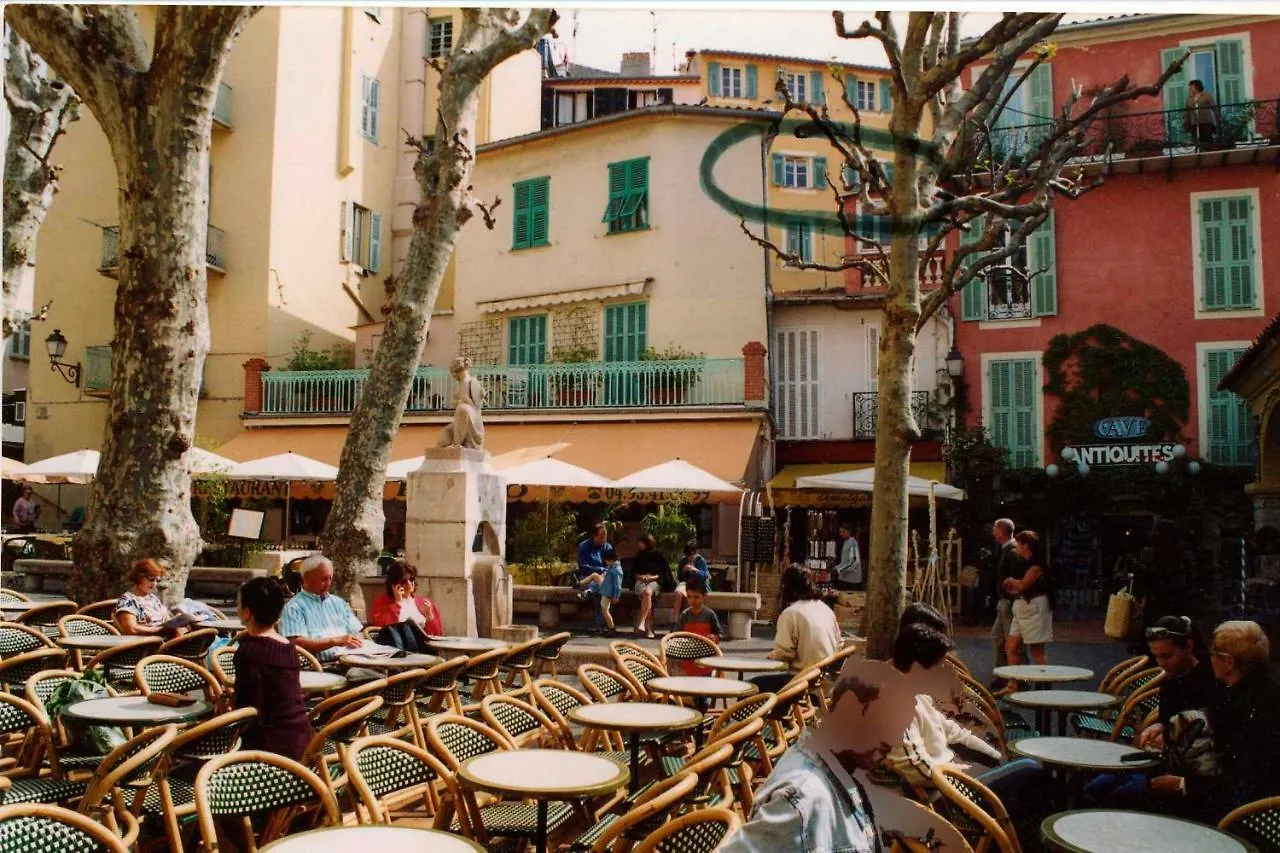 Apartament 17 Rue Des Marins Mentona